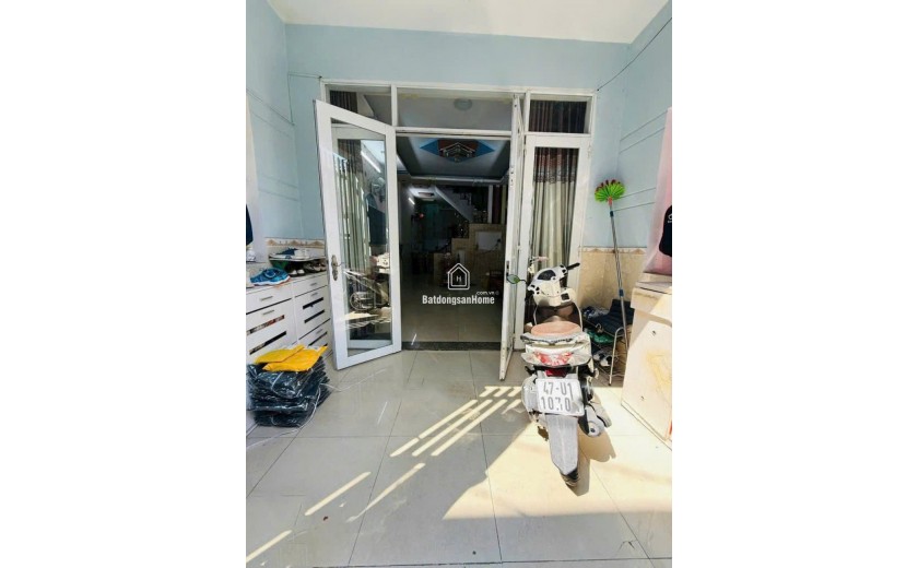 Nhà SHR Vuông đẹp 2 tầng HXH 50m2 - Bùi Quang Là Gò Vấp S